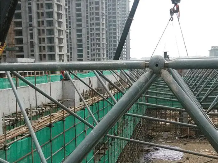 东港国际会展中心网架